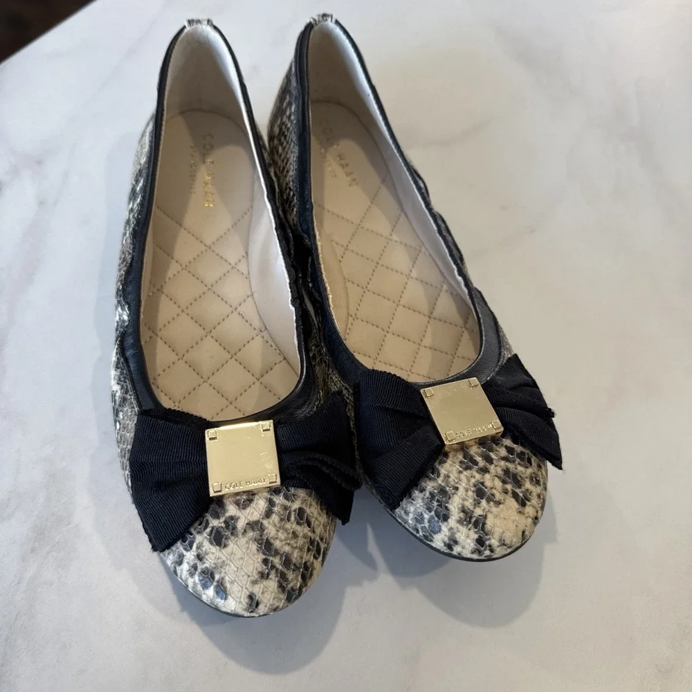 Cole Haan Snakeskin Ballet Flats Women's Size8Tan Black Bow Toe Leather ShoesEUC